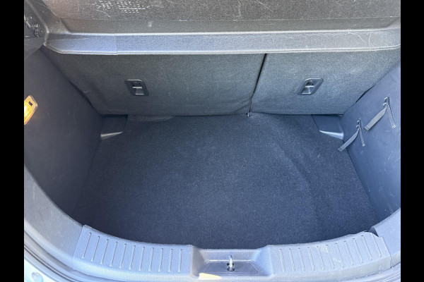 Mazda 2 1.5 Skyactiv-G Luxury Automaat | iACTIVSENSE PACK | CAMERA | STOELVERWARMING |