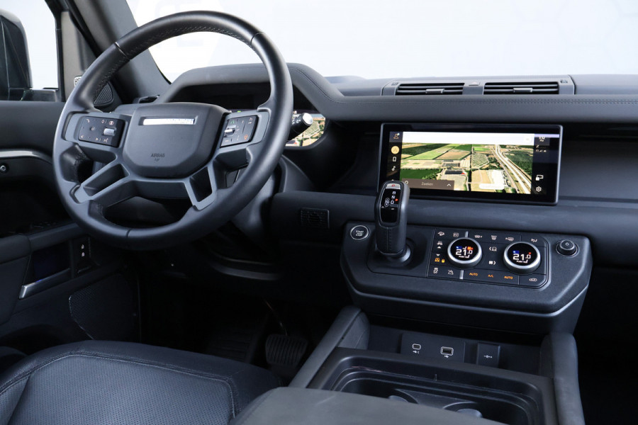Land Rover Defender 110 P400e X-Dynamic SE URBAN | ADAPTIVE CRUISE | TREKHAAK | STOELVERWARMING | STUURVERWARMING | ELEKTRISCHE STOELEN |