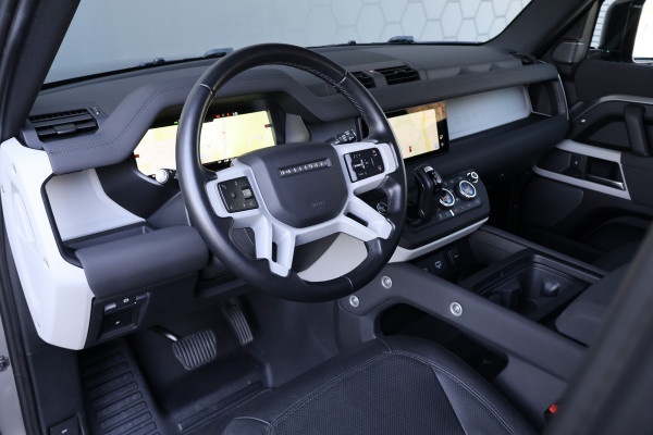 Land Rover Defender 110 P400e X-Dynamic SE URBAN | ADAPTIVE CRUISE | TREKHAAK | STOELVERWARMING | STUURVERWARMING | ELEKTRISCHE STOELEN |