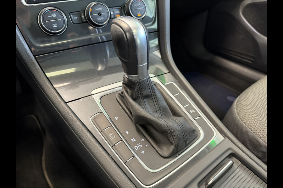 Volkswagen Golf 1.4 TSI Highline Panoramadak Navigatie Full-led 150pk!