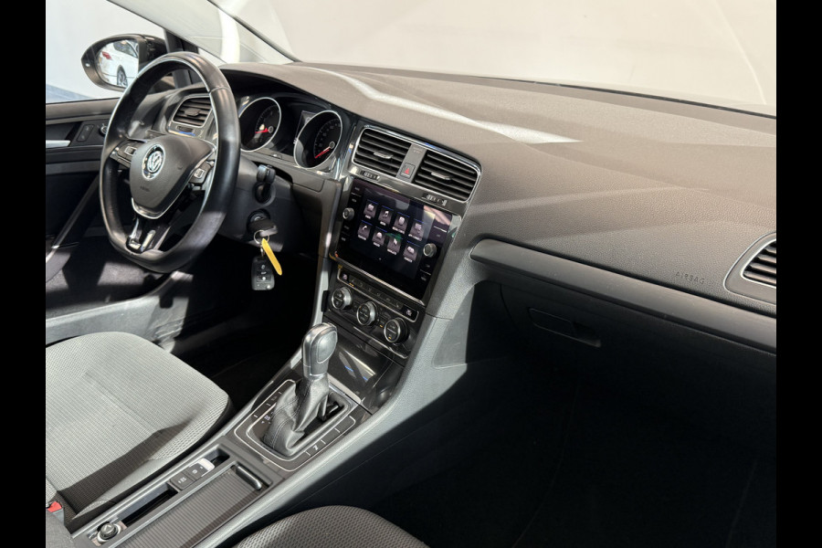 Volkswagen Golf 1.4 TSI Highline Panoramadak Navigatie Full-led 150pk!