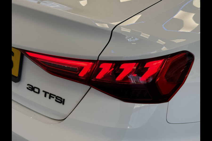 Audi A3 Limousine 30 TFSI S edition 2x S-Line Full-led Navigatie 24 maanden garantie mogelijk (*vraag naar de voorwaarden)