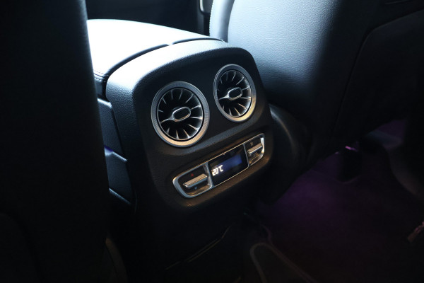 Mercedes-Benz G-Klasse 63 AMG KLASSE | MASSAGE | ADAPTIVE CRUISE | STOELVERKOELING & VERWARMING | PANORAMADAK | TREKHAAK | BURMESTER | SFEERVERLICHTING G63