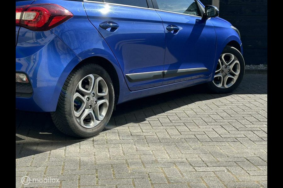 Hyundai i20 1.2 i-Motion Clima / LM / PDC / camera / Trekhaak/ 79.972KM