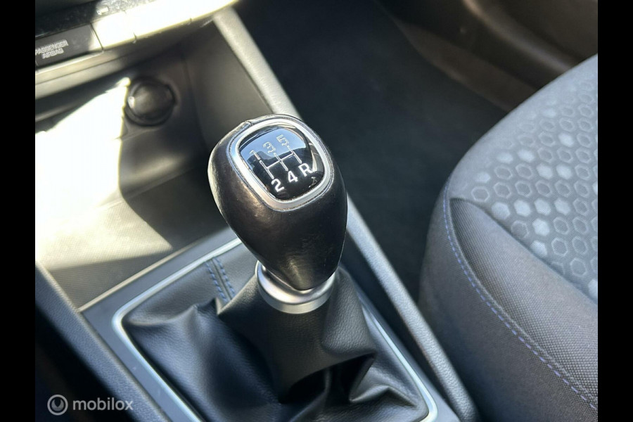 Hyundai i20 1.2 i-Motion Clima / LM / PDC / camera / Trekhaak/ 79.972KM