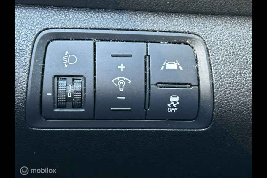 Hyundai i20 1.2 i-Motion Clima / LM / PDC / camera / Trekhaak/ 79.972KM