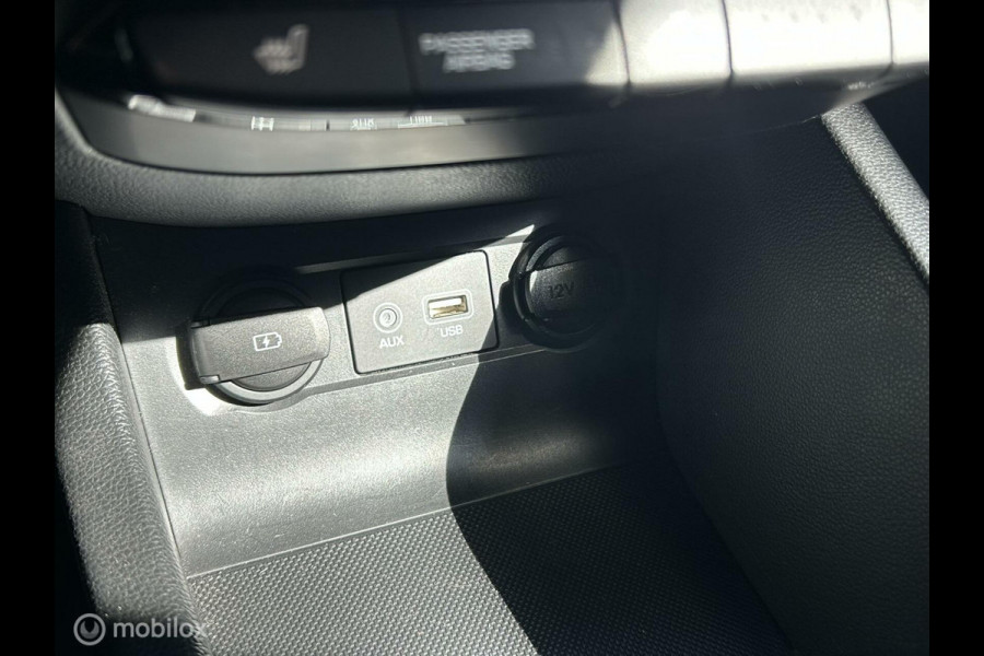 Hyundai i20 1.2 i-Motion Clima / LM / PDC / camera / Trekhaak/ 79.972KM