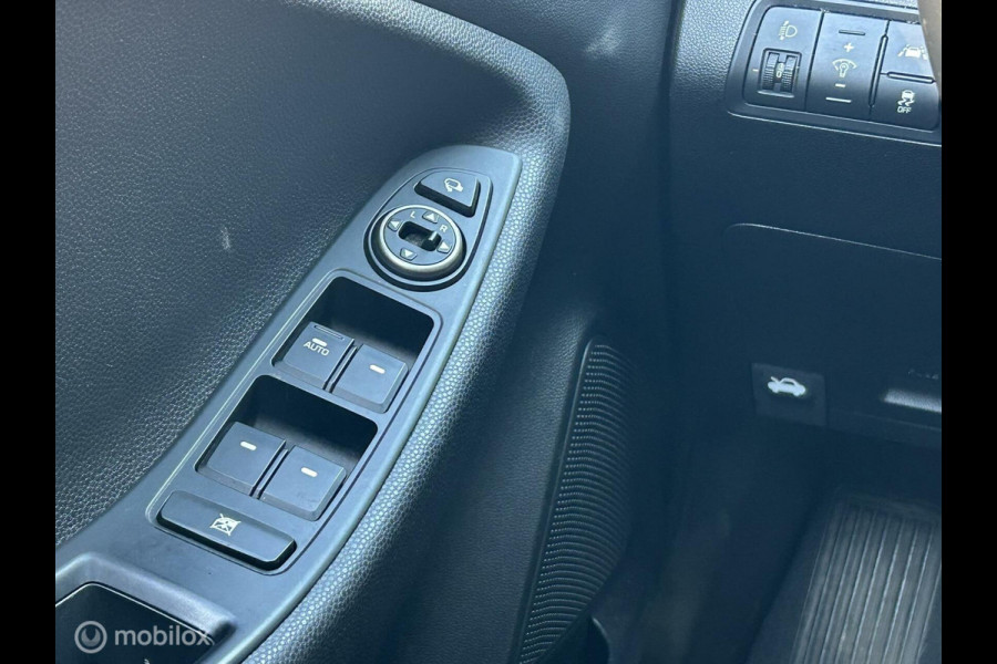 Hyundai i20 1.2 i-Motion Clima / LM / PDC / camera / Trekhaak/ 79.972KM