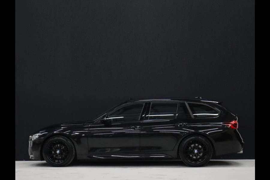 BMW 3 Serie Touring 318i M Sport [SCHUIFKANTELDAK, STOELVERWARMING, CRUISE CONTROL, ELEKTRISCHE ACHTERKLEP,  PDC ACHTER, VOL LEDER, M- STUUR, LED, NAVIGATIE, NIEUWSTAAT]