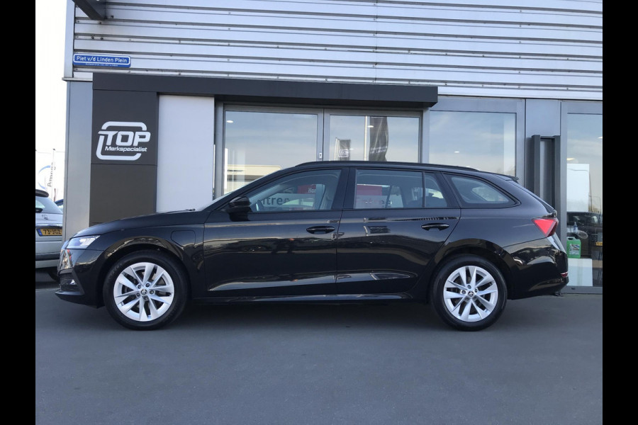 Škoda Octavia Combi 1.4 TSI iV PHEV Sportline Business