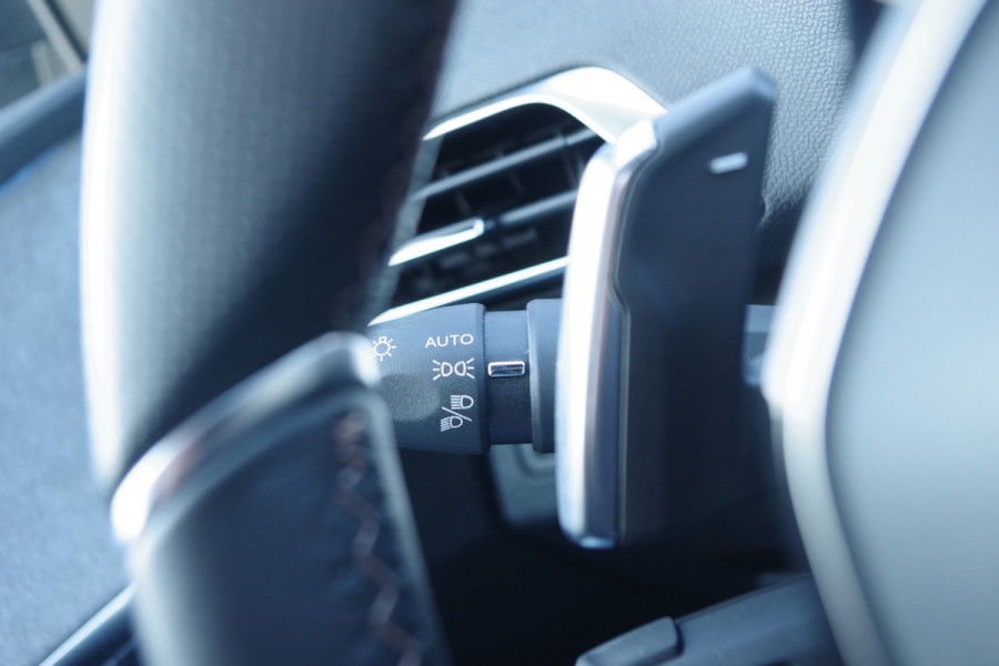 Peugeot 5008 1.2 PureTech 130 PK Automaat GT 7P , Panoramadak, LED, 360 Camera, Focal Sound, Adap. Cruise Control