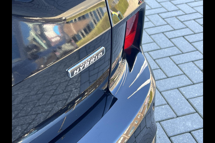 Ford Kuga 2.5 PHEV ST-Line X 225pk | Driver Assistance pack | Wegklapbare Trekhaak | Winterpack | Verlengde fabrieksgarantie tot 06-2028