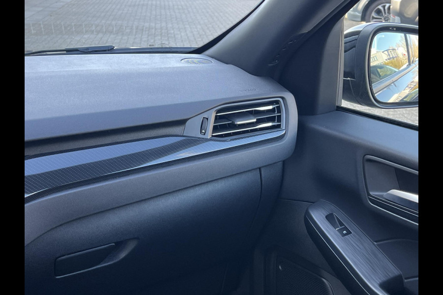 Ford Kuga 2.5 PHEV ST-Line X 225pk | Driver Assistance pack | Wegklapbare Trekhaak | Winterpack | Verlengde fabrieksgarantie tot 06-2028
