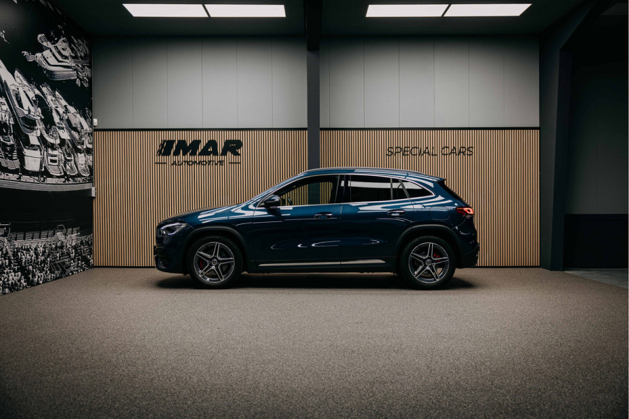Mercedes-Benz GLA 180 d Business Solution AMG Vol uitgevoerde GLA 180D