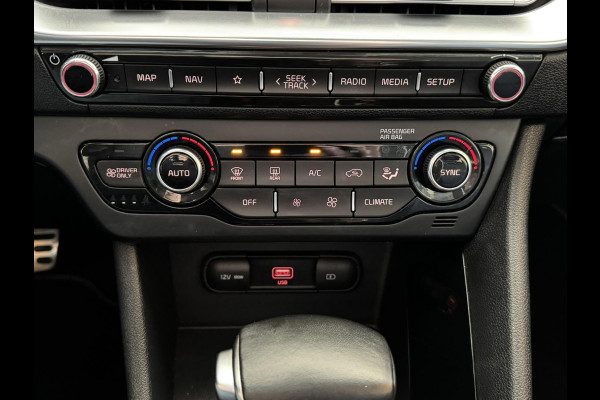 Kia Niro 1.6 GDi Hybrid Pano Schuifdak Cruise control adaptief Parkeersensor v/a Stoel- stuurverwarming