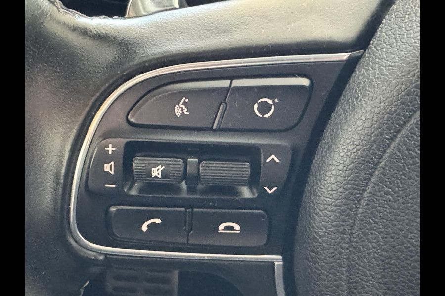 Kia Niro 1.6 GDi Hybrid Pano Schuifdak Cruise control adaptief Parkeersensor v/a Stoel- stuurverwarming