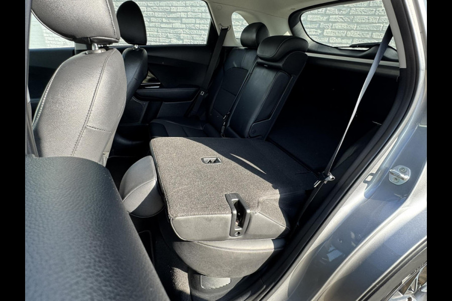 Kia Niro 1.6 GDi Hybrid Pano Schuifdak Cruise control adaptief Parkeersensor v/a Stoel- stuurverwarming