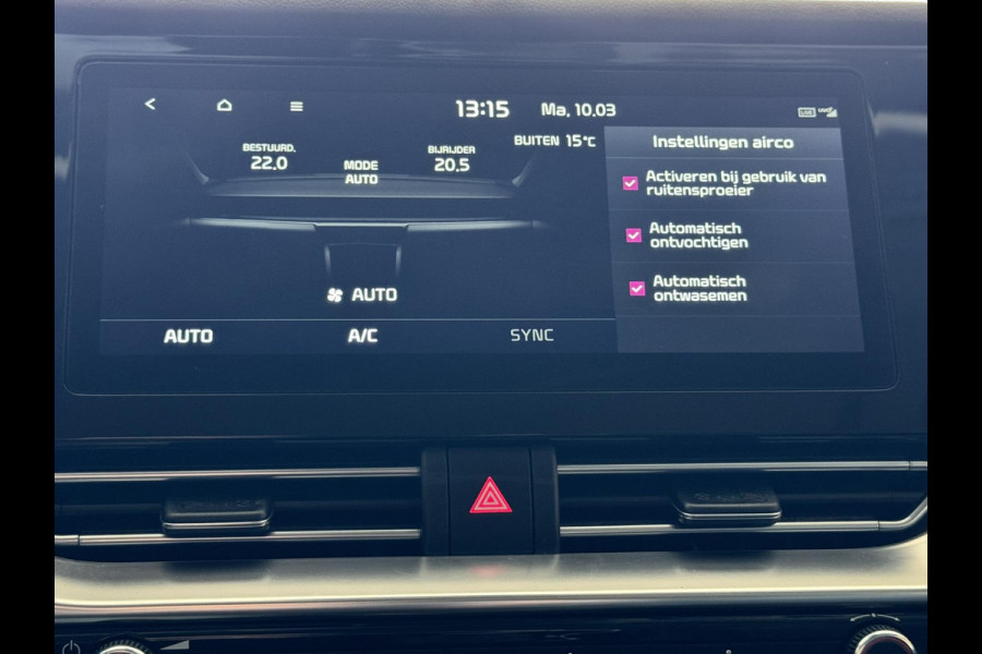 Kia Niro 1.6 GDi Hybrid Pano Schuifdak Cruise control adaptief Parkeersensor v/a Stoel- stuurverwarming