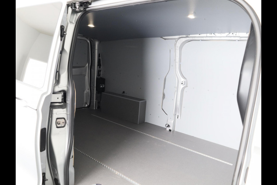 Volkswagen Transporter 2.0 TDI L2H1 30 Bulli 170 PK Automaat BPM Vrij!!