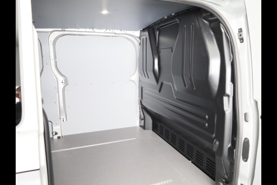 Volkswagen Transporter 2.0 TDI L2H1 30 Bulli 170 PK Automaat BPM Vrij!!