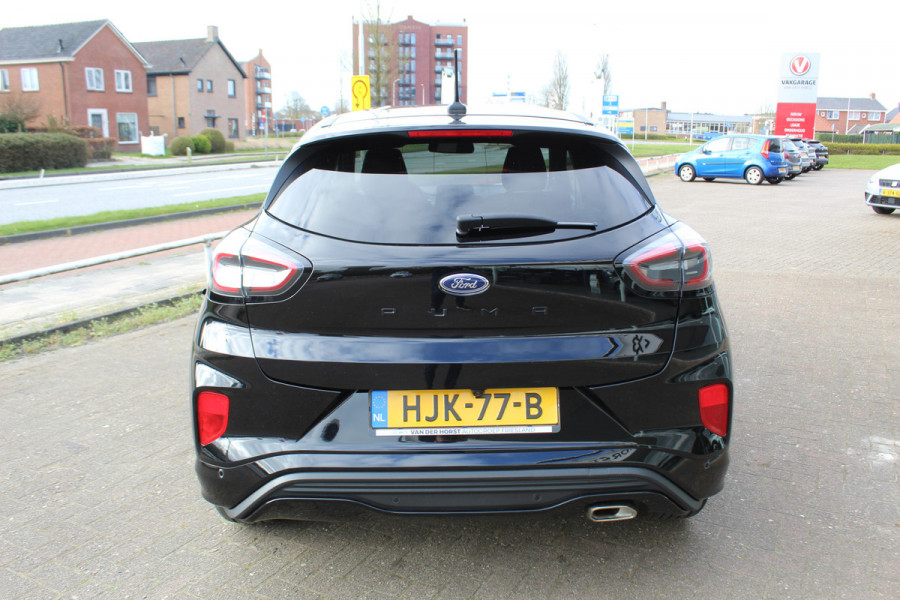 Ford Puma 1.0-125pk EcoBoost Hybrid ST-Line. April 2024 ! Slechts 7.400km ! Autm. airco, navigatie, telefoonvoorb., camera, pdc v+a, parkeerassistent, LED verl., metallic lak, LM wielen, stoel-, stuur- en voorraamverw., lane- en sideassist, adapt. cruise cntrl etc