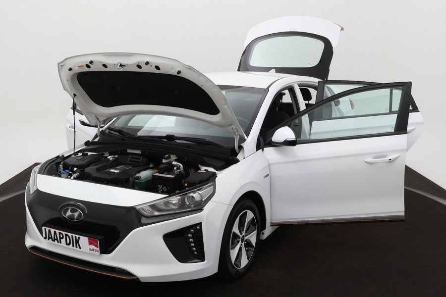 Hyundai IONIQ BWJ 2019 Comfort EV 120 PK | NWE APK CLIMA / NAVI / CRUISE / CARPLAY /  ACHTERUITRIJCAMERA / LMV / PDC