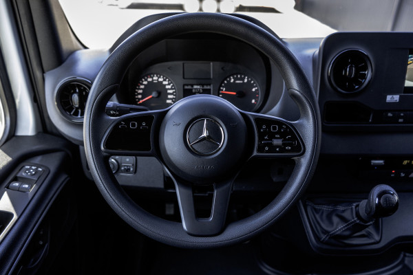 Mercedes-Benz Sprinter 311 CDI L2H2 | Inrichting | Mbux | Camera | CarPlay | Climate | | Omvormer | Oprijplaat | Euro 6