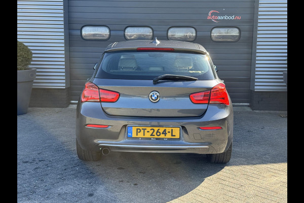 BMW 1-serie 118i Corporate Lease High Executive | Navigatie | Lederen Bekleding | Lichtmetalen Velgen | Parkeersensoren |