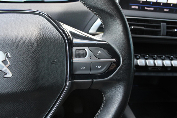 Peugeot 3008 1.2 PureTech Blue Lease Executive | Distributieriem Vervangen! | Navigatie | Climate Control | Cruise Control | Parkeersensoren | Lichtmetalen Velgen |