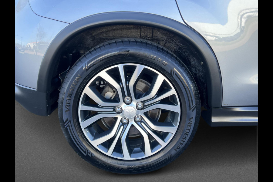 Mitsubishi ASX 1.6 Cleartec Connect Pro | xenon | Apple Carplay/Android Auto | trekhaak | cruise control | climate control | navigatie | 18 inch velgen