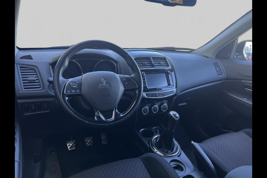 Mitsubishi ASX 1.6 Cleartec Connect Pro | xenon | Apple Carplay/Android Auto | trekhaak | cruise control | climate control | navigatie | 18 inch velgen