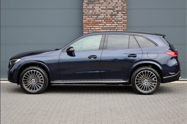 Mercedes-Benz GLC 400e 4MATIC AMG Line Aut9 | Distronic Pro | Memory | Trekhaak | Verwarmd Stuurwiel | Panoramadak | Nightpakket | Camera | Dodehoekassistent |