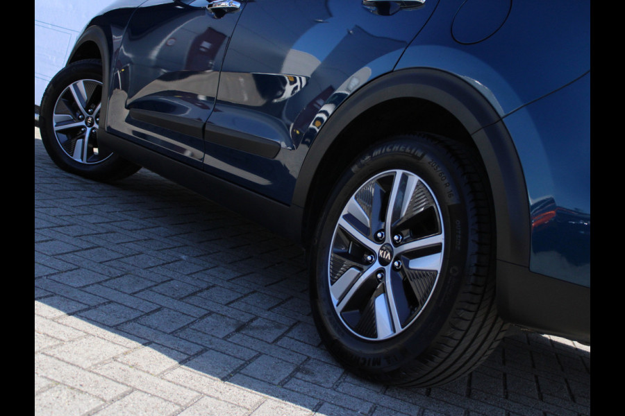Kia Niro 1.6 GDi Hybrid DynamicLine NL AUTO | HALF LEDER | CAMERA | ! 2DE PINKSTERDAG GEOPEND VAN 10:00 UUR T/M 17:00 UUR