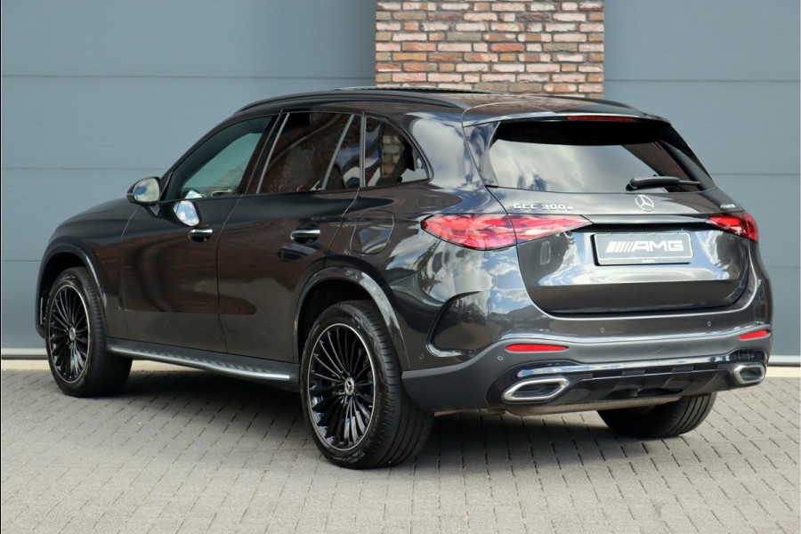 Mercedes-Benz GLC 300e 4MATIC Premium AMG Line Aut9 | Distronic+ | Burmester | Memory | Trekhaak | Leder | Nightpakket | Panoramadak | Digital Light | Surround Camera | Keyless Go | Rijassistentiepakket |