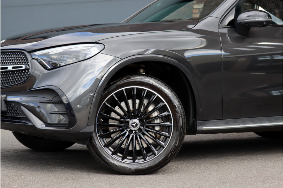 Mercedes-Benz GLC 300e 4MATIC Premium AMG Line Aut9 | Distronic+ | Burmester | Memory | Trekhaak | Leder | Nightpakket | Panoramadak | Digital Light | Surround Camera | Keyless Go | Rijassistentiepakket |