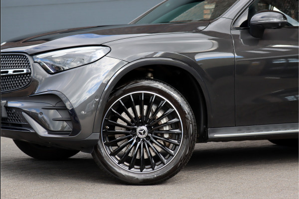 Mercedes-Benz GLC 300e 4MATIC Premium AMG Line Aut9 | Distronic+ | Burmester | Memory | Trekhaak | Leder | Nightpakket | Panoramadak | Digital Light | Surround Camera | Keyless Go | Rijassistentiepakket |