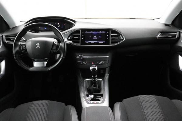 Peugeot 308 SW 1.2 Allure Pack*ACC*ECC*NAVI*CARPLAY*CAMERA*KEYLES