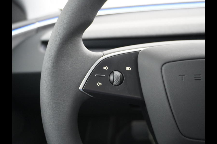 Tesla Model 3 Long Range AWD 78 kWh AUTOPILOT | LEDER | RIJKLAAR INCL. TESLA GARANTIE T/M 12-2027 | ORIG. NL. NAP KM.