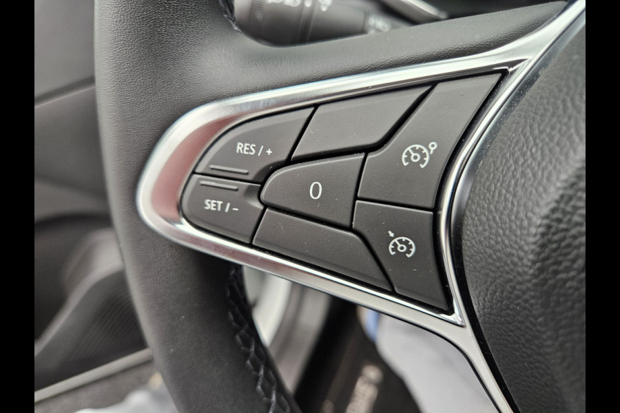 Renault Captur Plug-in Hybrid 160 Intens Dealer O.H PHEV | Stoelverwarming | Navi Groot Scherm | Camera | LED | 18"L.M | Apple Carplay | Keyless | Laneassist | DAB |