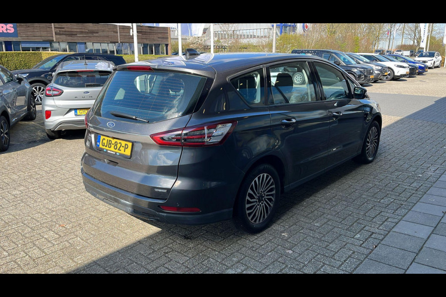 Ford S-Max 2.5 Hybride Connected 190pk | Sync 3 Navi | Stoelverwarming | 1.700kg Trekgewicht | Keyless Entry | Elek. Voorruit verwarming