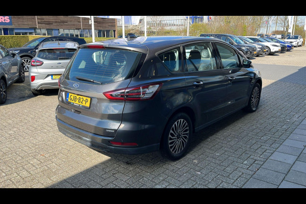 Ford S-Max 2.5 Hybride Connected 190pk | Sync 3 Navi | Stoelverwarming | 1.700kg Trekgewicht | Keyless Entry | Elek. Voorruit verwarming