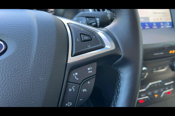 Ford S-Max 2.5 Hybride Connected 190pk | Sync 3 Navi | Stoelverwarming | 1.700kg Trekgewicht | Keyless Entry | Elek. Voorruit verwarming