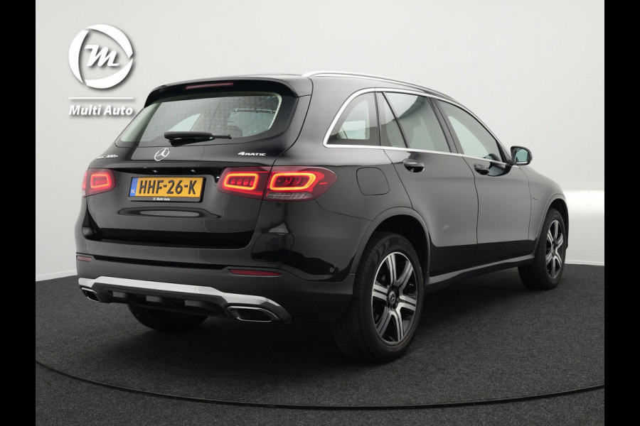 Mercedes-Benz GLC 300e 4MATIC Premium Plug in Hybrid 320pk PHEV | Adaptive Cruise | Apple Carplay | Lederen Sportstoelen | Camera | L.M. 19" | Sfeerverlichting | Multi Beam LED | Stoelverwarming | DAB | Navigatie |