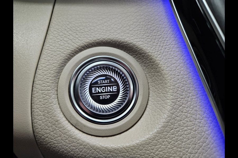 Mercedes-Benz GLC 300e 4MATIC Premium Plug in Hybrid 320pk PHEV | Adaptive Cruise | Apple Carplay | Lederen Sportstoelen | Camera | L.M. 19" | Sfeerverlichting | Multi Beam LED | Stoelverwarming | DAB | Navigatie |