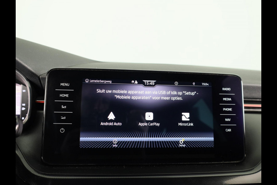 Škoda SCALA 1.0 TSI Sport Business 115 pk Automaat (DSG) | Navigatie | Parkeersensoren achter | Achteruitrijcamera | Cruise control | Stoelverwarming | Digitaal instrumentenpaneel |
