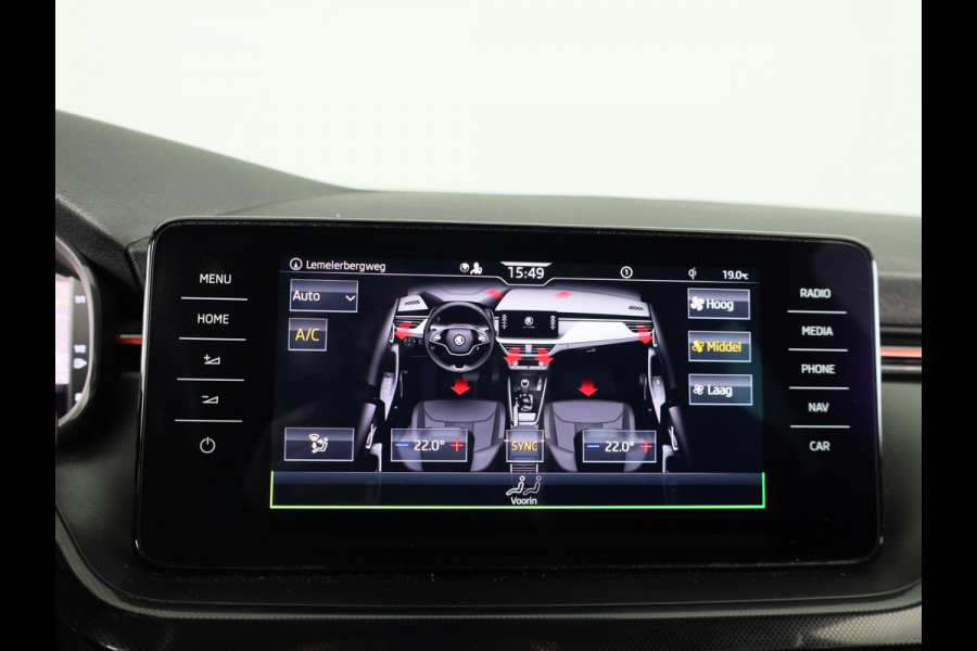 Škoda SCALA 1.0 TSI Sport Business 115 pk Automaat (DSG) | Navigatie | Parkeersensoren achter | Achteruitrijcamera | Cruise control | Stoelverwarming | Digitaal instrumentenpaneel |