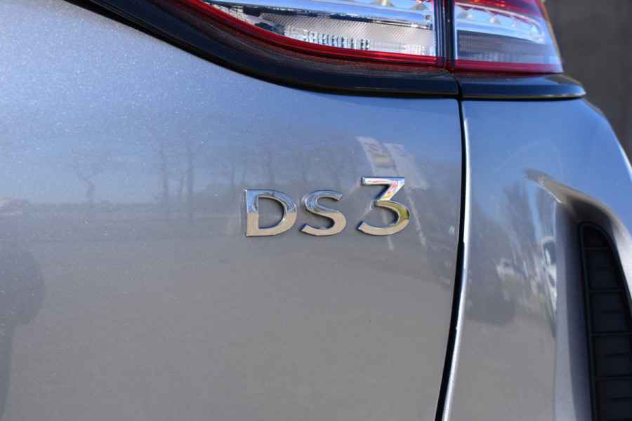 DS DS 3 Crossback 1.2 PureTech Montmartre / Climate control / Carplay / Parkeerhulp