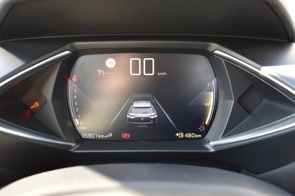 DS DS 3 Crossback 1.2 PureTech Montmartre / Climate control / Carplay / Parkeerhulp