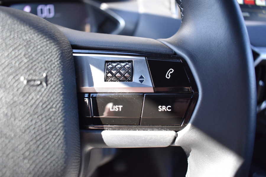 DS DS 3 Crossback 1.2 PureTech Montmartre / Climate control / Carplay / Parkeerhulp