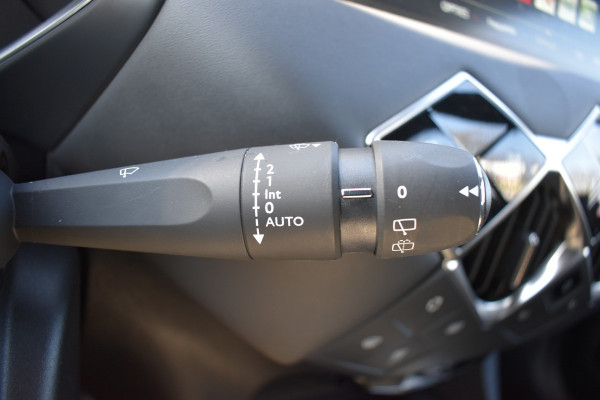 DS DS 3 Crossback 1.2 PureTech Montmartre / Climate control / Carplay / Parkeerhulp